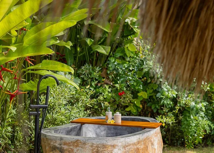 Resort Ayvrtha Boutique Nature Resort, 5 Minutes Drive To Padang-padang Uluwatu