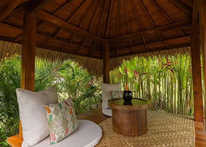 Ayvrtha Boutique Nature Resort, 5 Minutes Drive To Padang-padang Resort Uluwatu