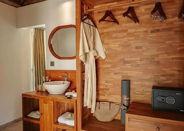 Ayvrtha Boutique Nature Resort, 5 Minutes Drive To Padang-padang Resort *